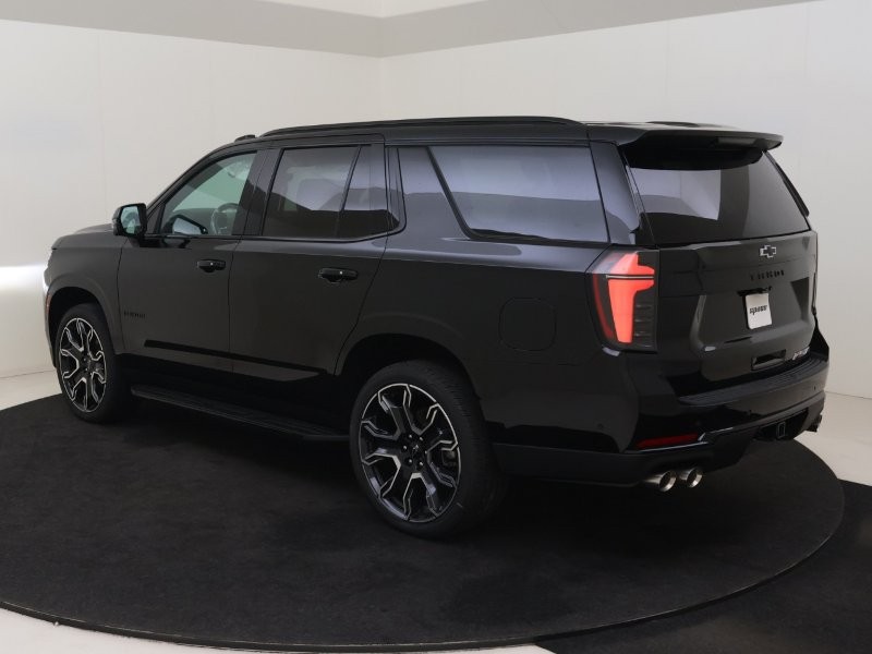 2026 シボレー タホ RST 4WD 新車 リアイメージ