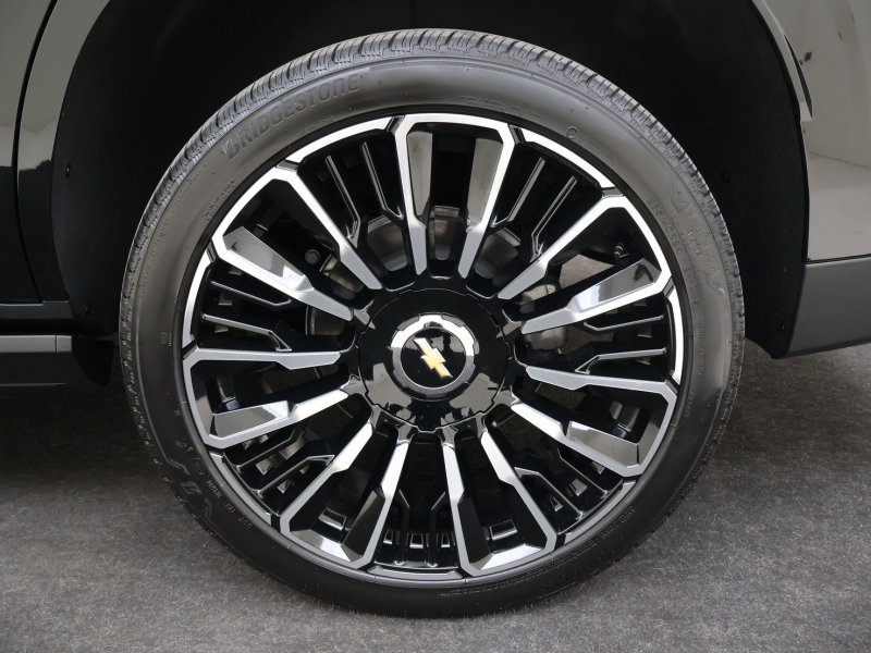 シボレータホ ハイカントリー4WD 新車 22インチホイール